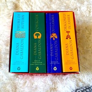 Outlander Collection by Diana Gabaldon